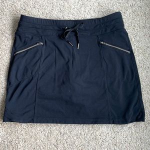 Athleta black athletic skirt